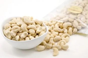Cashew Nuts Shelled 1Kgs, IMPA Code:003456